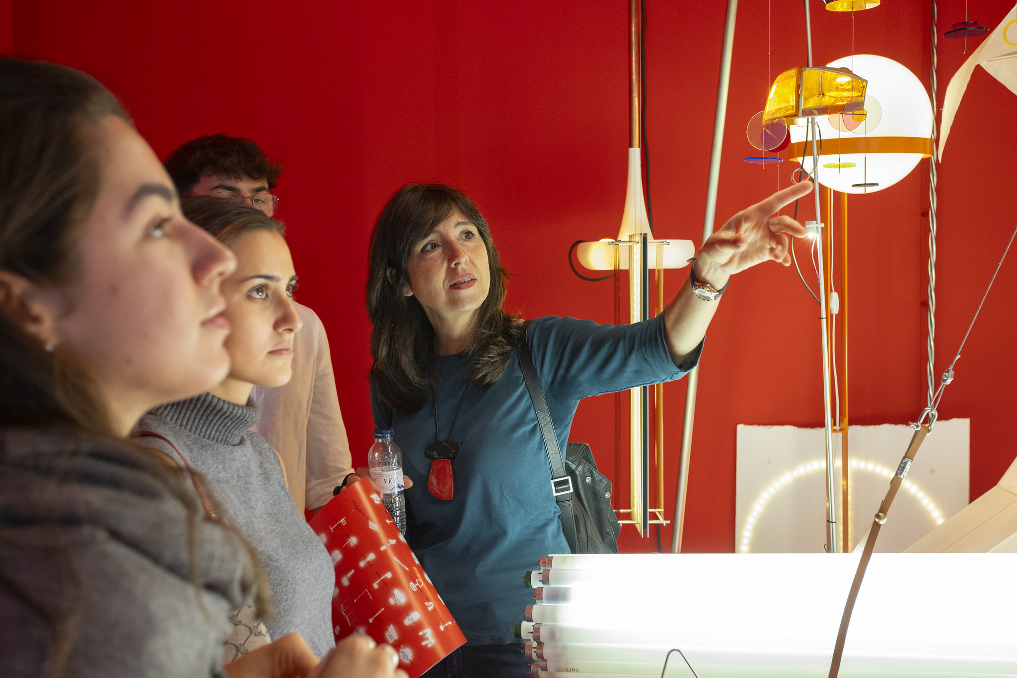 ‘Inspired in Barcelona: Luce’ ilumina el  Disseny Hub Barcelona hasta el 8 de febrero  con más de sesenta lámparas autoeditadas | Barcelona Creativity & Design Foundation