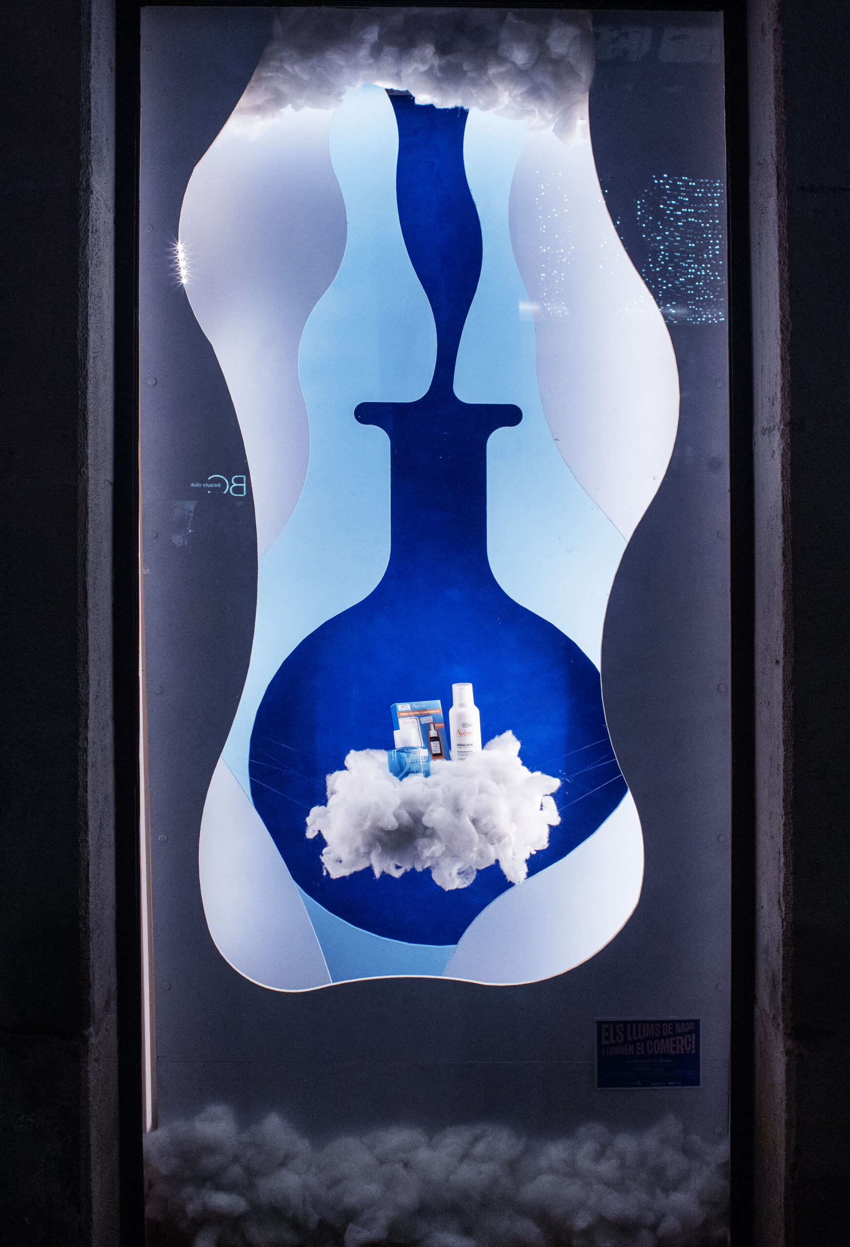 La farmacia P. Balañá Vives y Fil i Fet, escaparates ganadores de “Las luces de Navidad iluminan el comercio” en Sant Antoni y el Poble-sec 12 La farmacia P. Balañá Vives y Fil i Fet, escaparates ganadores de “Las luces de Navidad iluminan el comercio” en Sant Antoni y el Poble-sec | Barcelona Creativity & Design Foundation